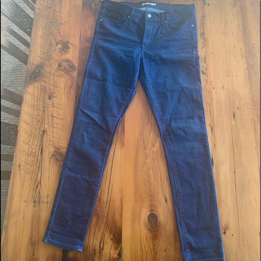 2/$25 Levi’s 311 Shaping Skinny - like new